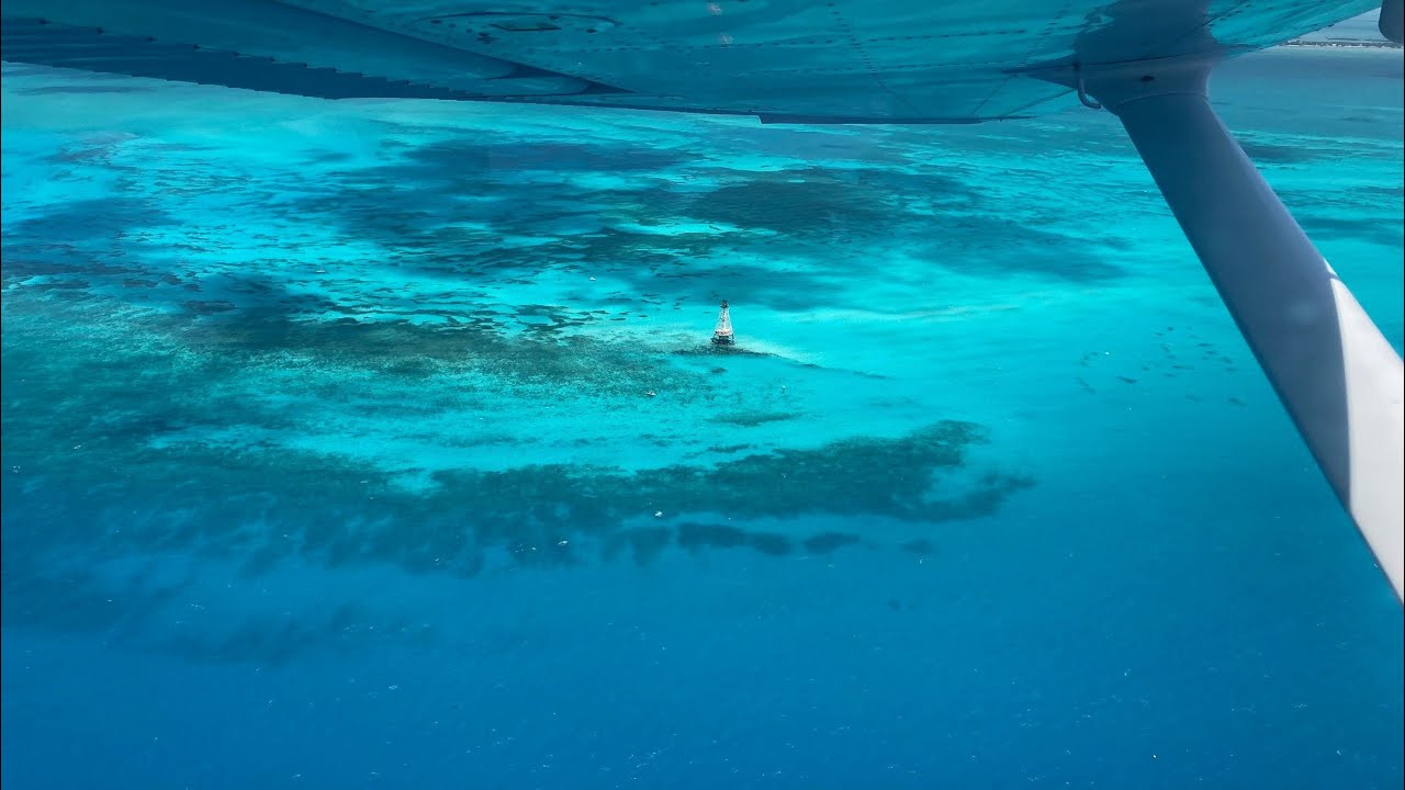 Flying in the Florida Keys - Upper Keys - Alligator Reef Light - Florida Bay - Marathon Intl Airport