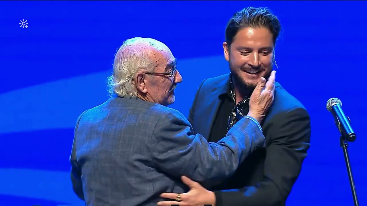 Embajador de Andalucía 2023 - Manuel Carrasco Galloso (Gala Premios de  Andalucía del Turismo 2023).