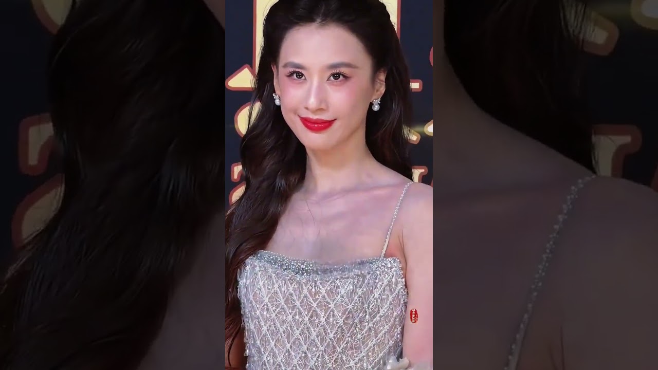 42-year-old Eva Huang is so elegant beautiful and in excellent condition.#Huang Shengyi#So