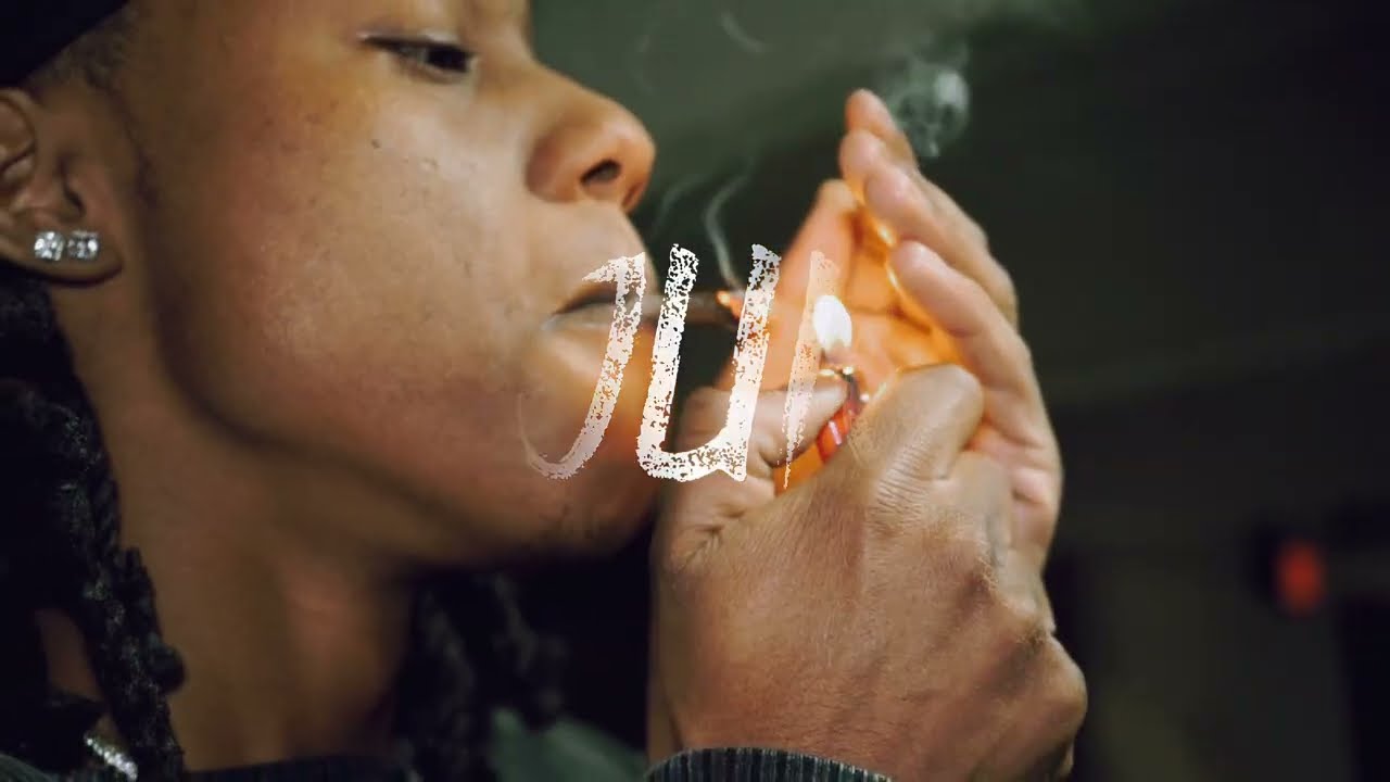 Mojuicee - RACKS! (Offical Music Video) 
