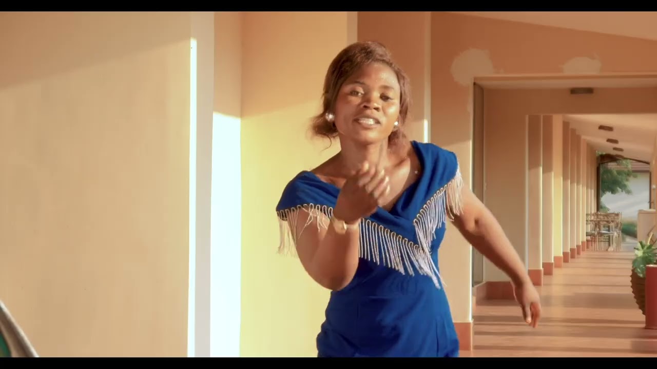 HABARI NJEMA KWAYA - NIKIYATUPA-( official video)