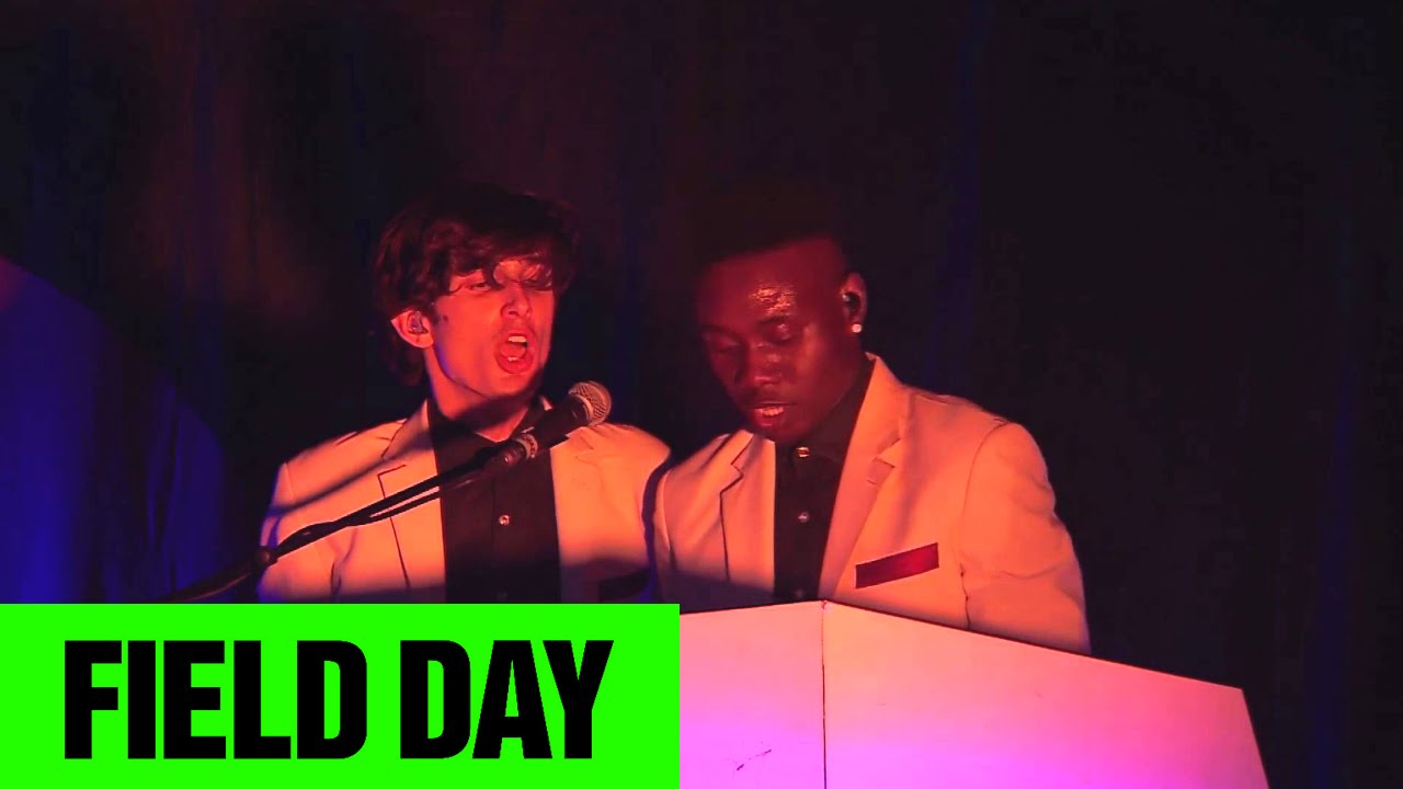 Metronomy - I'm Aquarius | Field Day 2014 | FestivoTV