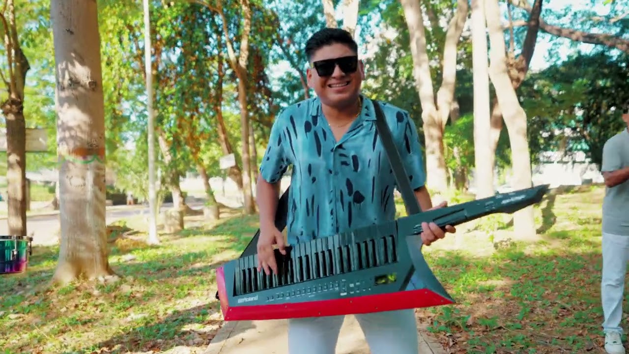 El Salvaje de los Teclados   Tito El Robotito UHD