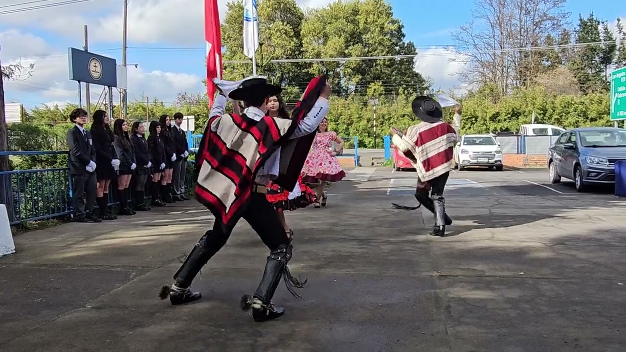 Acto Izamiento pabellón patrio - pie de cueca