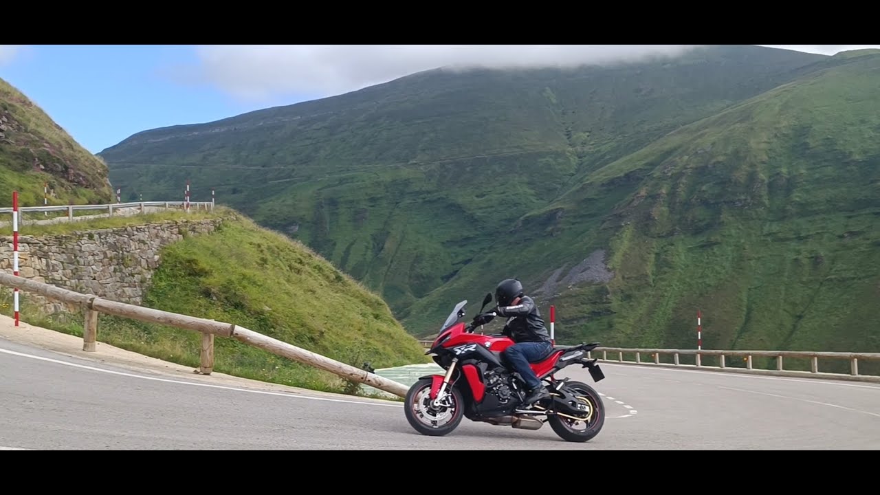 Disfrutando del paraíso verde en moto, con la BMW 1000XR 2023