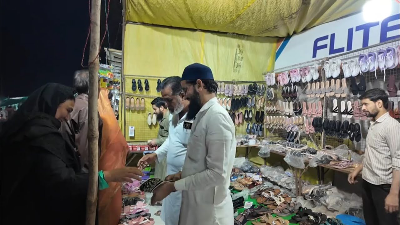 Rushan ka dadu na lagai juta chappl ke dukan |
