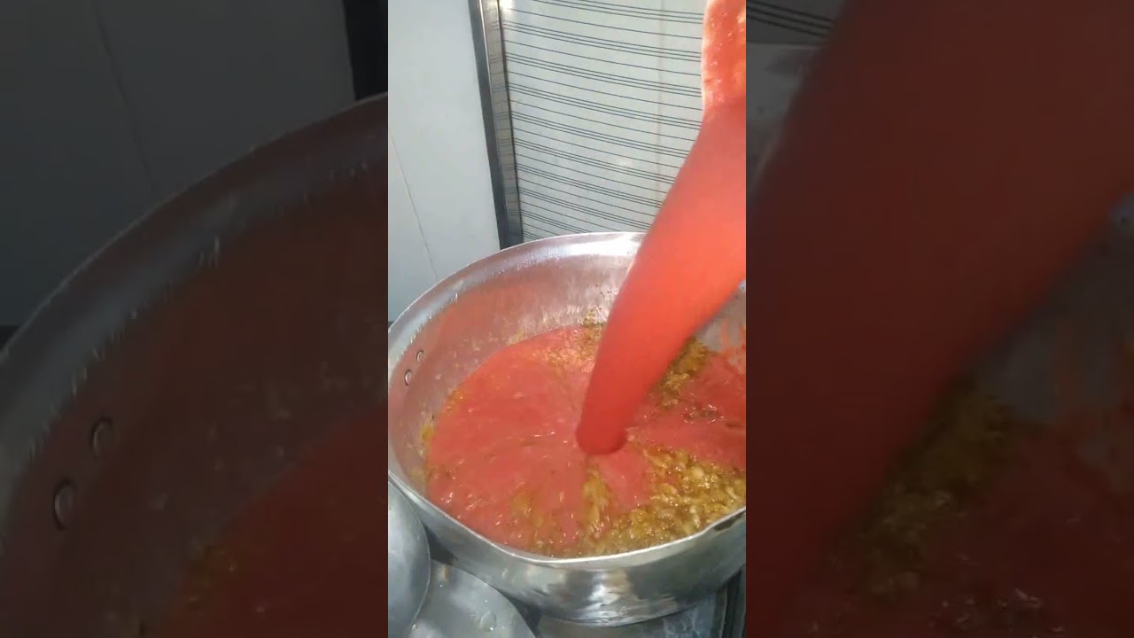 اكله اليوم محشي وملوخيه وسلطه كل عام وانتم بخير رمضان كريم ومبارك