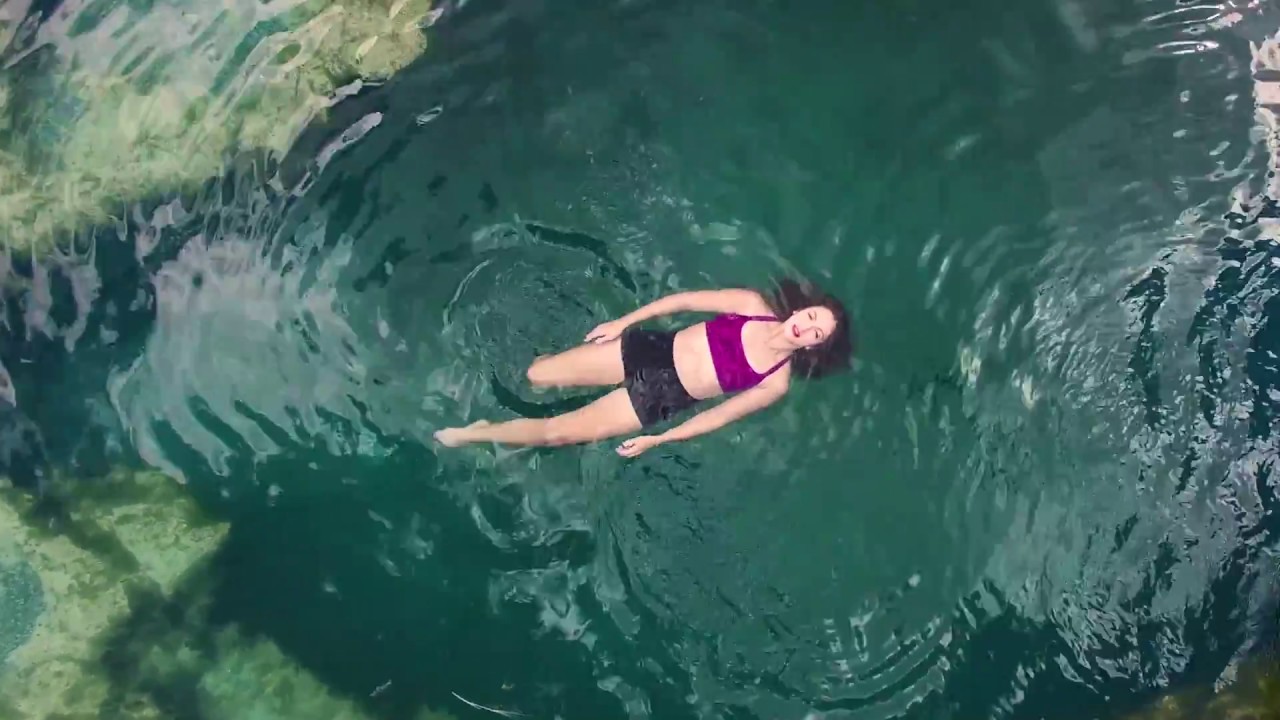UVU: Dance Team Underwater - Chelsea