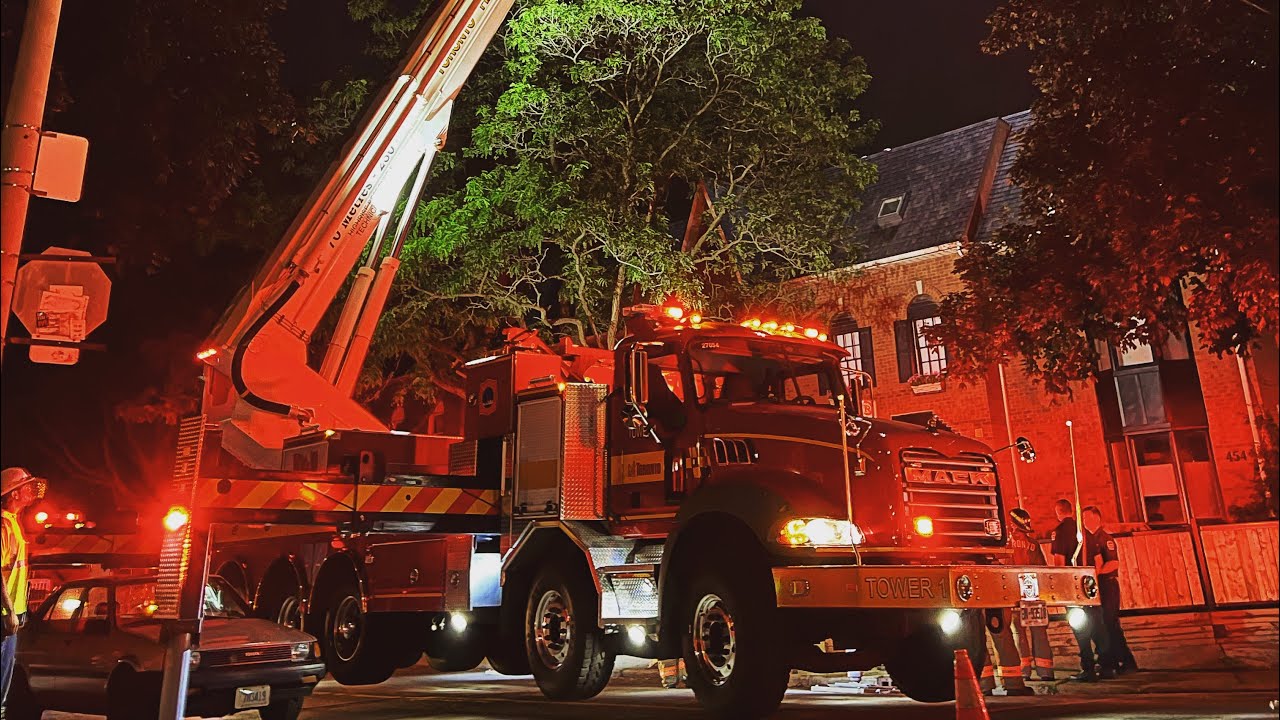 **EXTREMELY RARE** Toronto Fire Services NEW Tower 1 Operating On Scene  Of A 3 Alarm Fire