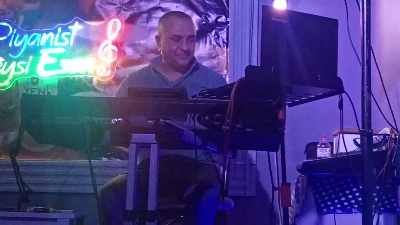 Piyanist veysi esen mehtaplı geceler