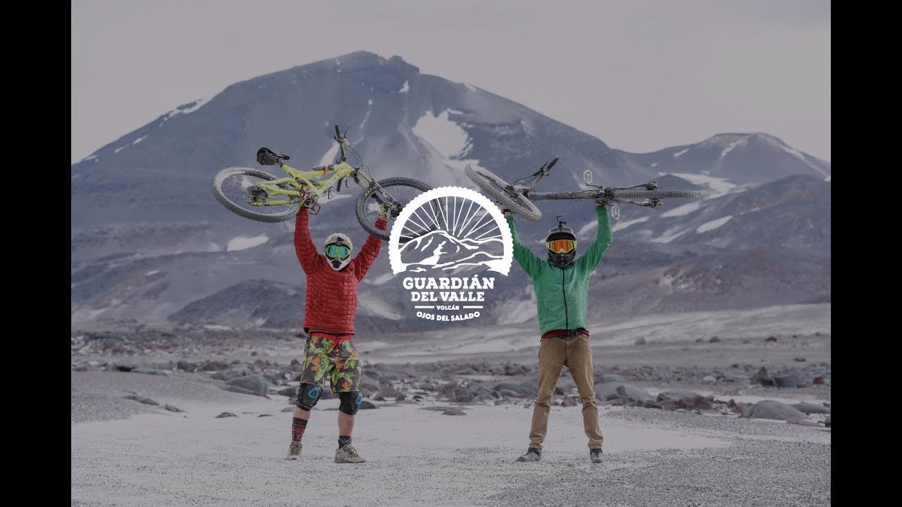 Guardian del Valle Chapter 2: The highest volcano on earth by bike, Ojos del salado Volcano.