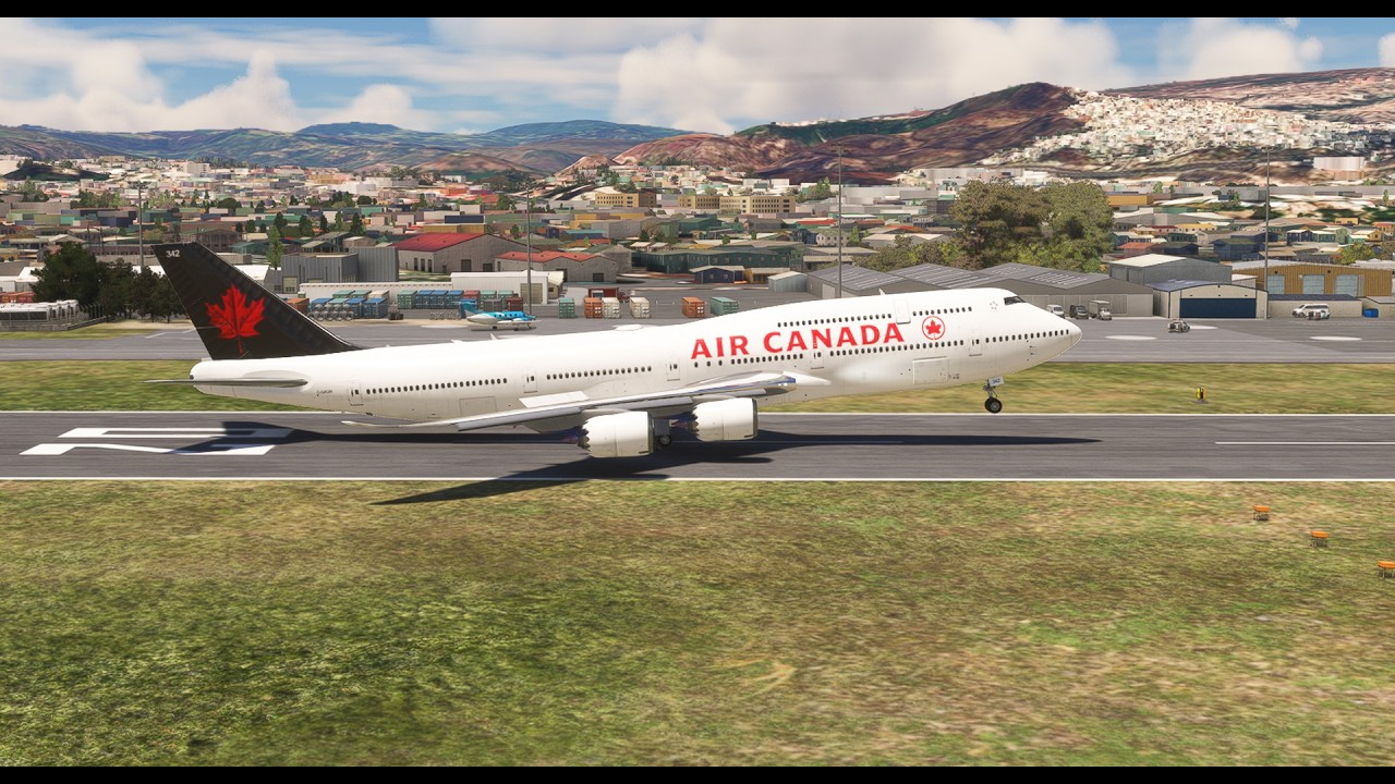 Giant 747 Flying Between Mountains – Dangerous Approach!