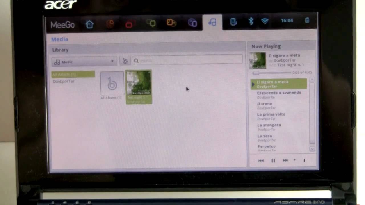 MeeGo Running on a Netbook