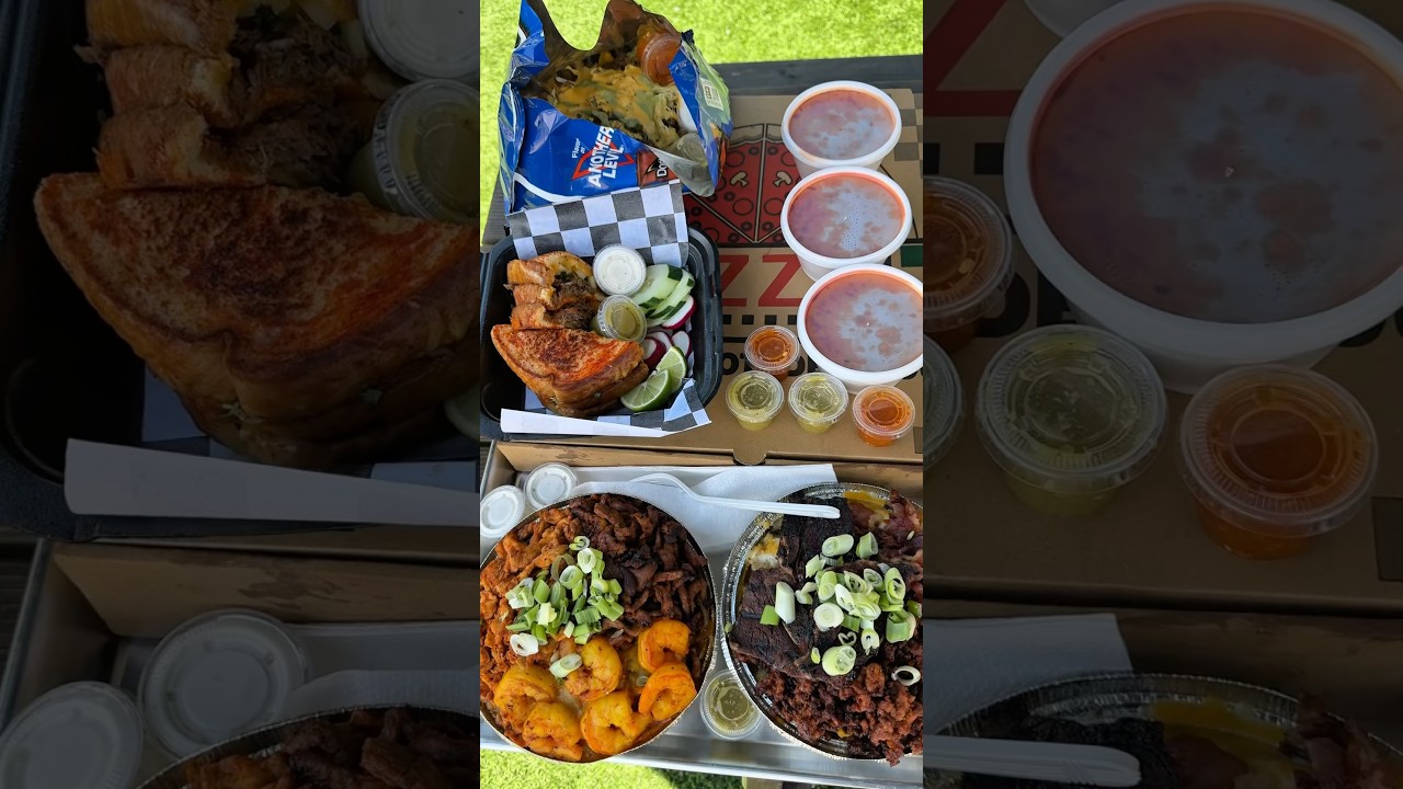 Trying The BEST Mexican Food Truck in The State? &ldquo;Amigo Papa&rdquo; in Durham, NC