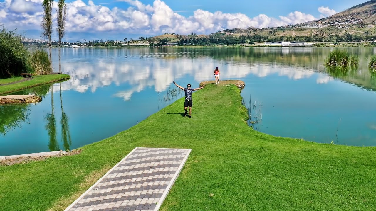 Hostería El Totoral / Laguna de Yahuarcocha