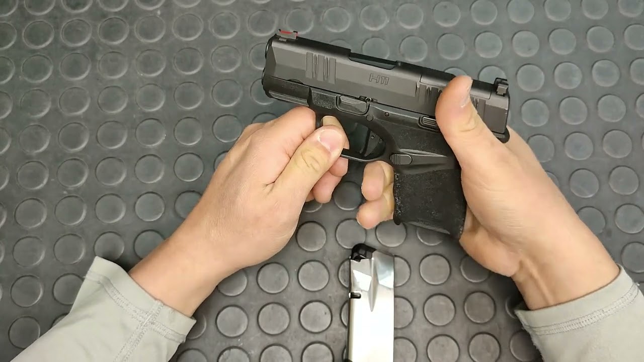 HS H11, pistola micro 9x19 (ESP-CHILE)