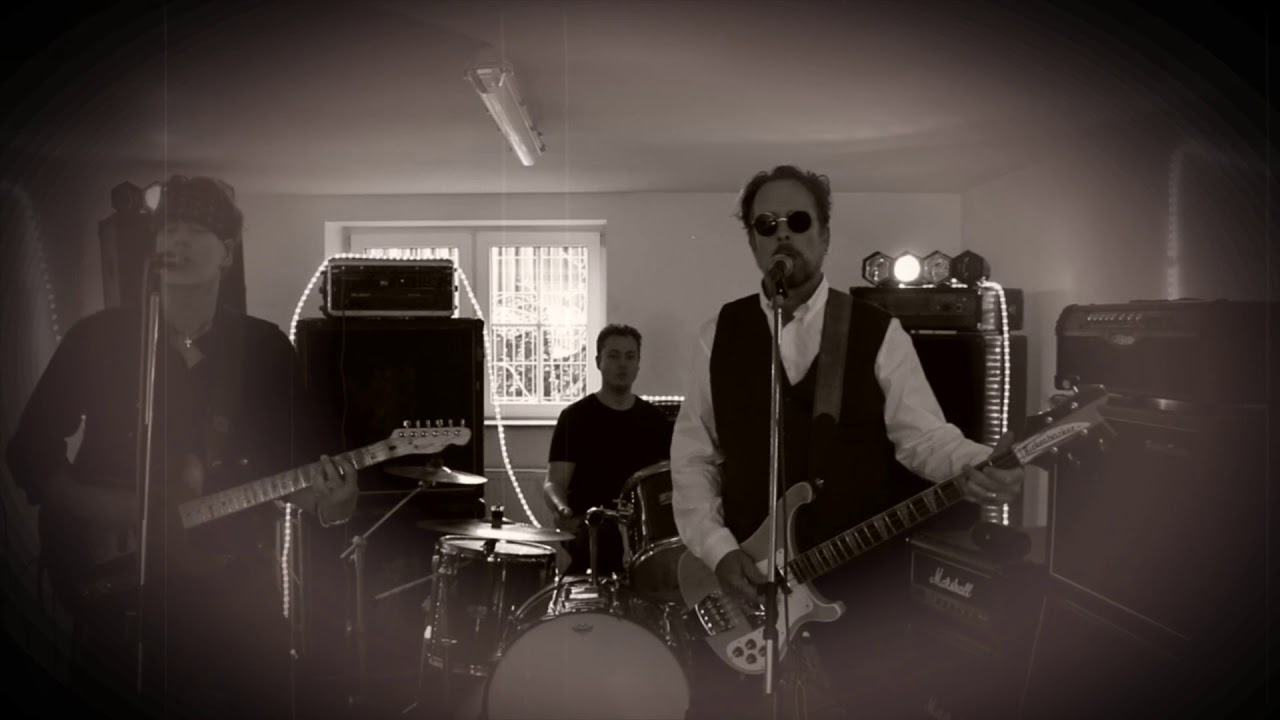 The Waltons - Western Trail (Official Video)