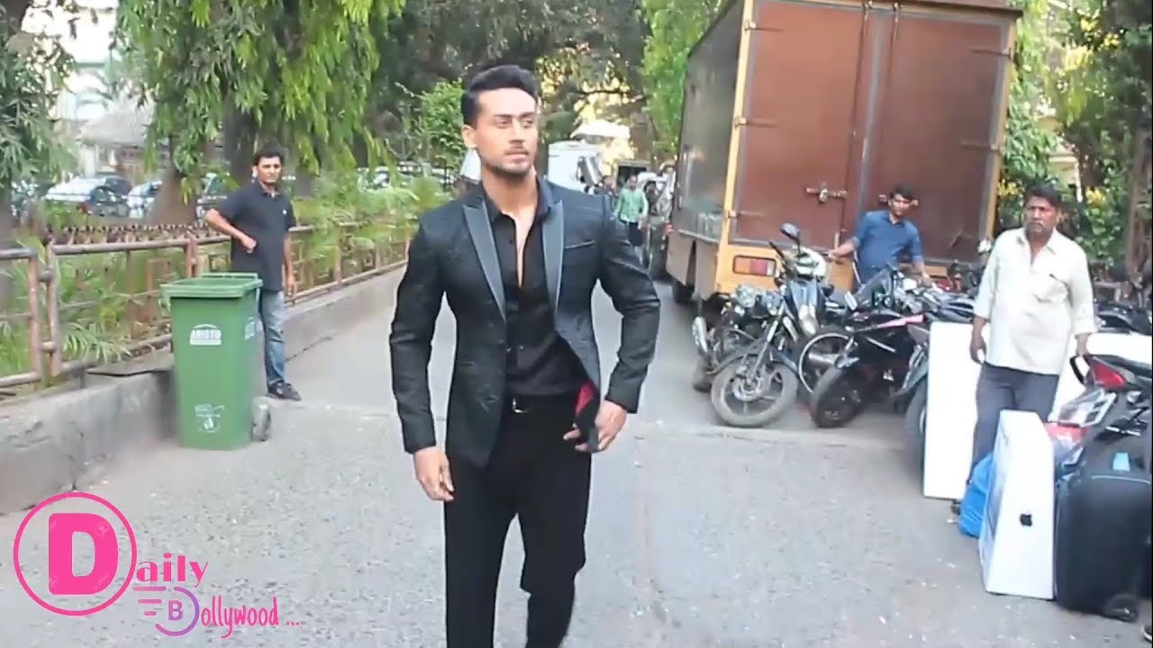 Tiger shroff Spotted in Filmistan studios