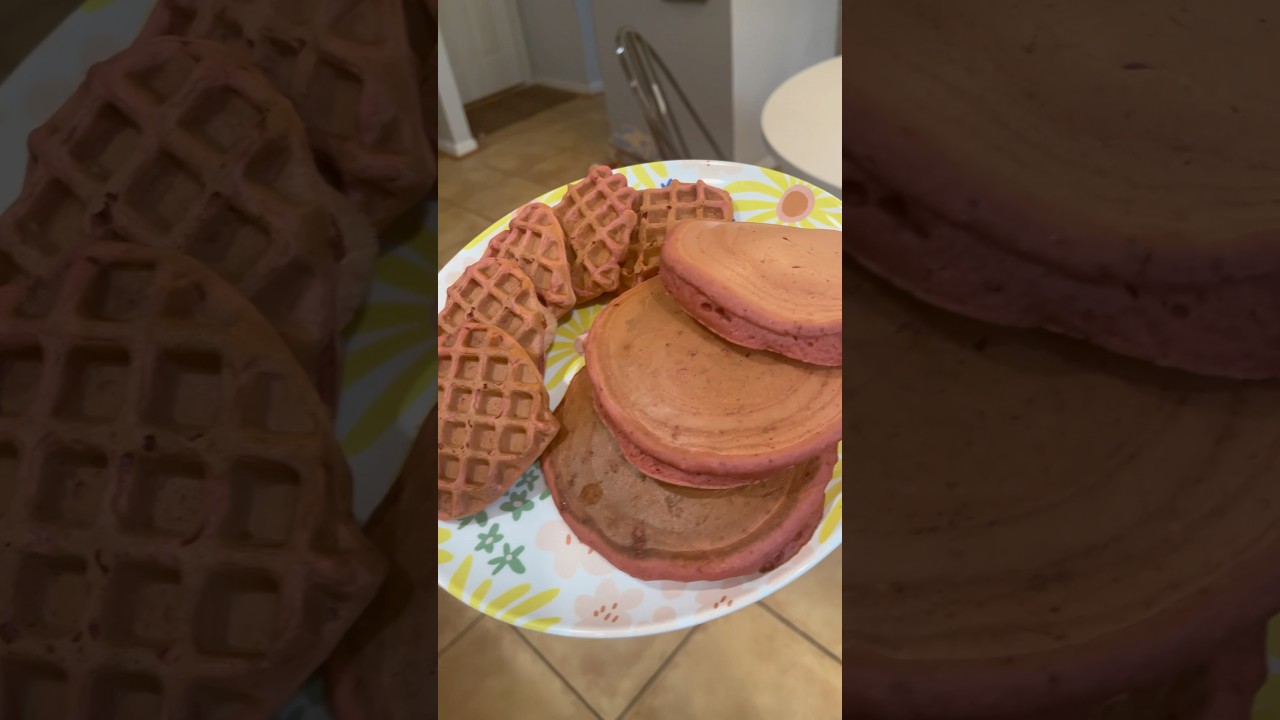 Red velvet waffles and pancakes for #breakfast