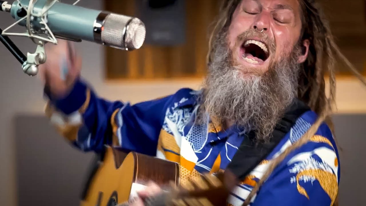 Mike Love - 