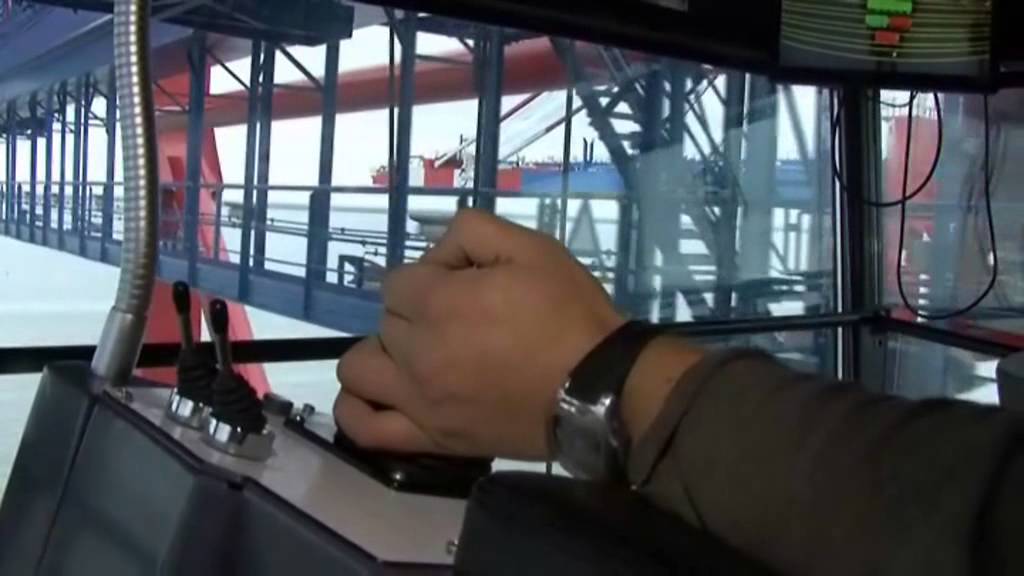 Folge 2 - Quay Crane Operator am EUROGATE Container Terminal Wilhelmshaven