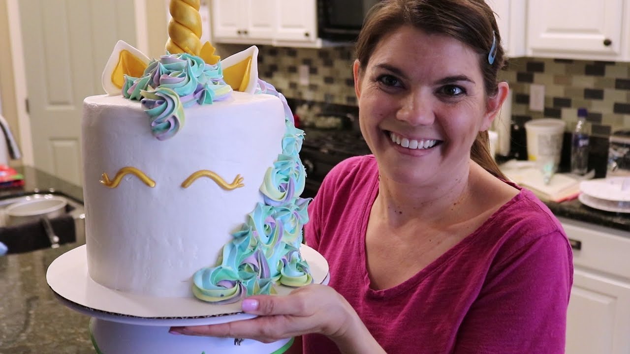 I MADE A UNICORN CAKE | BAKE WITH ME