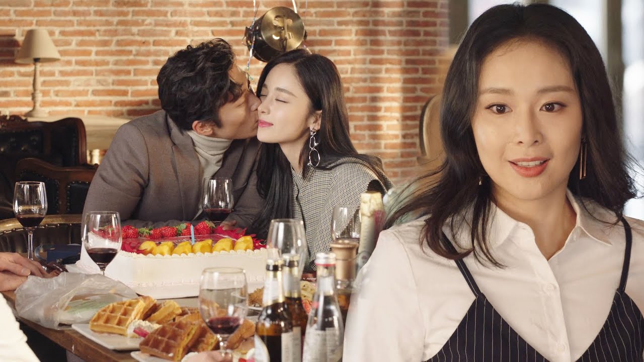 🎀【MOVIE】霸總和灰姑娘當場秀恩愛，心機女看到徹底破防，一臉嫉妒 #十年三月三十日 #好看中国电视剧 #爱情