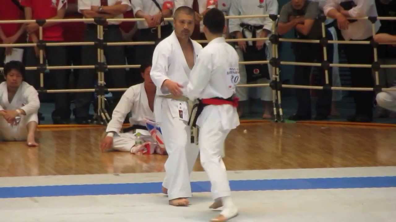 JKA 56th All Japan Kumite Iimura vs Ogata 第56回協会全国　男子組手　飯村選手 対 尾方選手