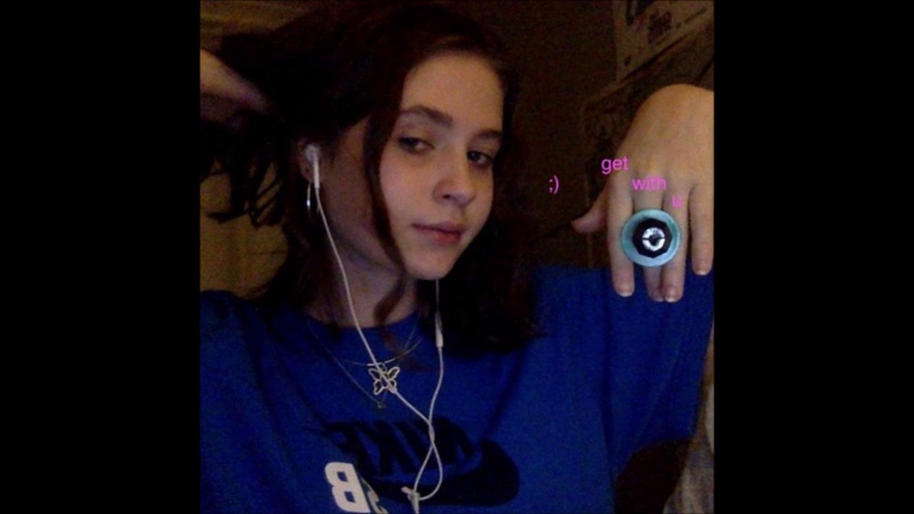 Clairo - Get With U