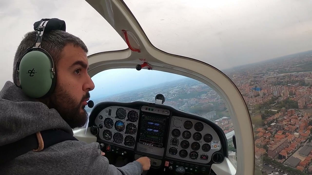 First solo Flight - from Milano Bresso (LIMB) to Milano Bresso (LIMB)