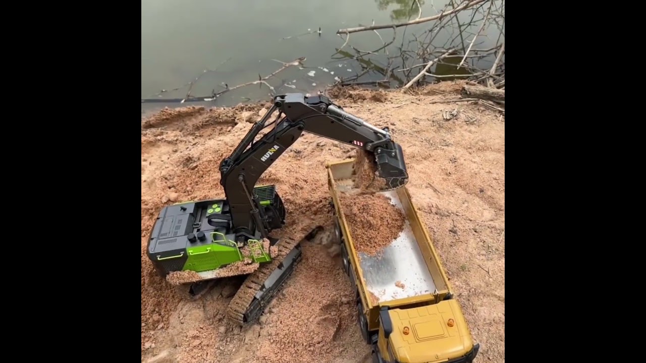 Amazing RC Teamwork Huina 1593 and Huina 1536 (Ep.1)  #rcdumptruck  #exscavator #RC_alloydumptruck