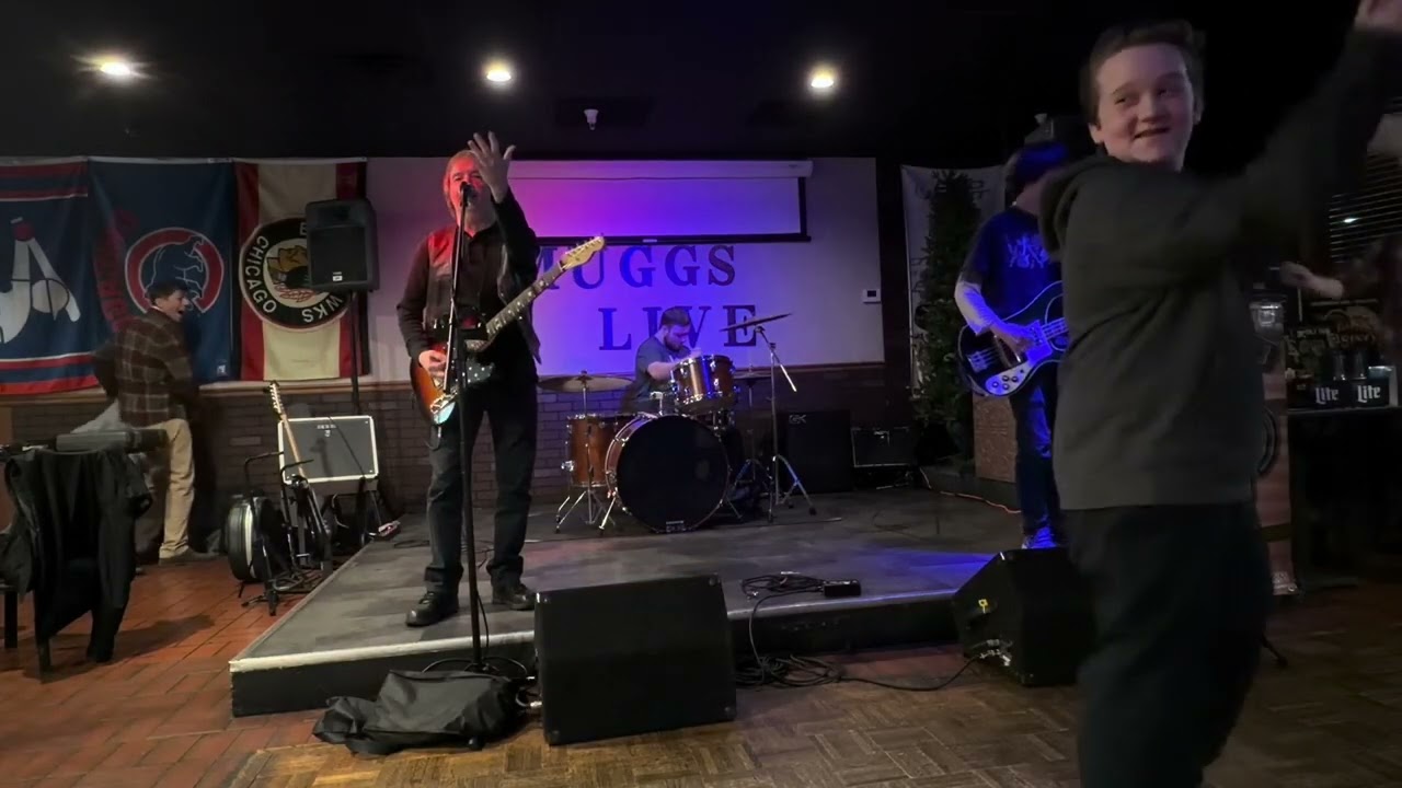 Brian Tacastacas Video Journal 1 - Muggs and Manor Open Mic behind the scenes FT @trainkid2007 