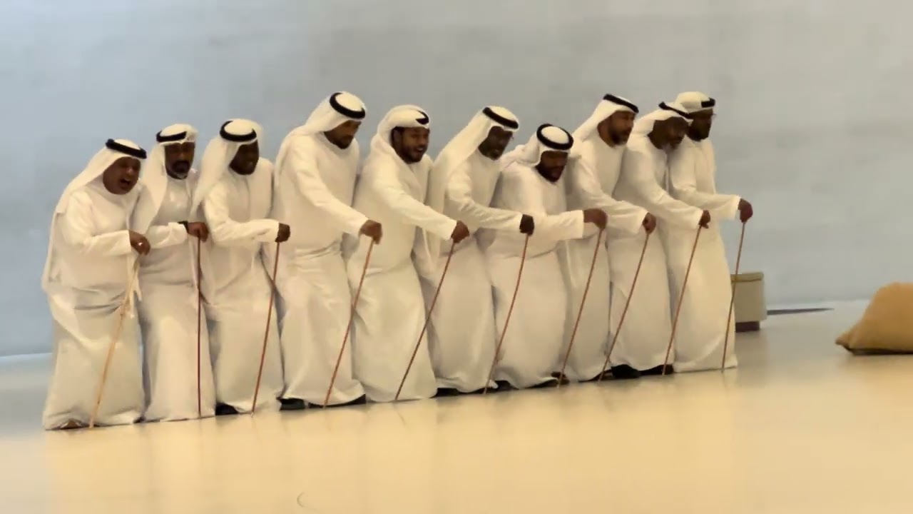 فن ألاهالاه  من التراث الامارتي الأصيل من الفنون البحرية