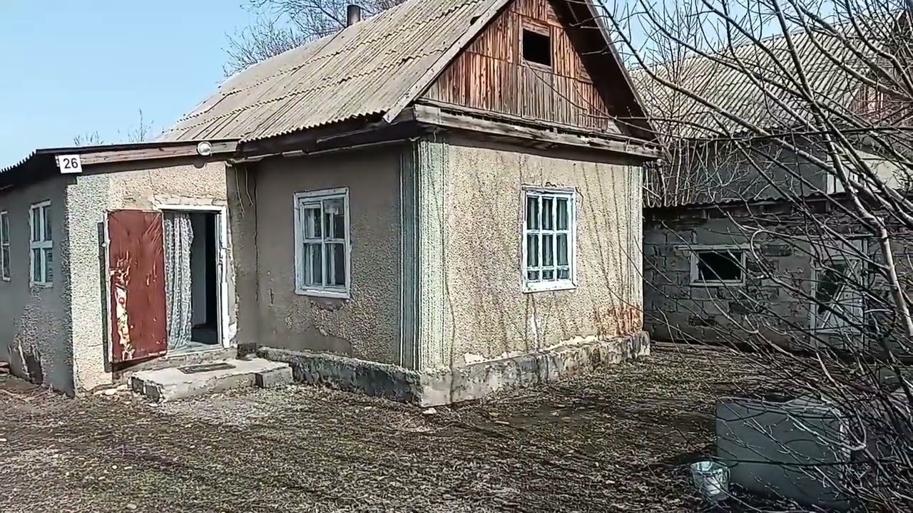 Ескі үйі бар, мал ұстауға ыңғайлы жер сатылады.