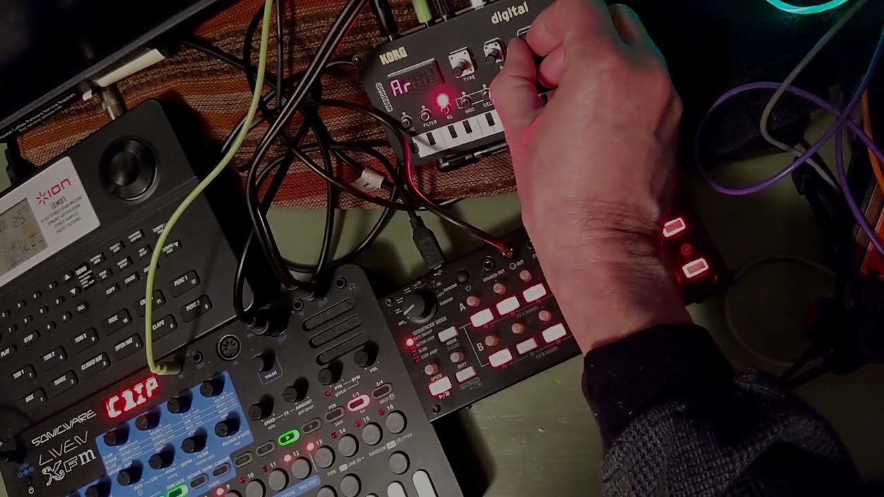 Midnight Jam -  Korg (mono synth) NTS-1 and SQ-1