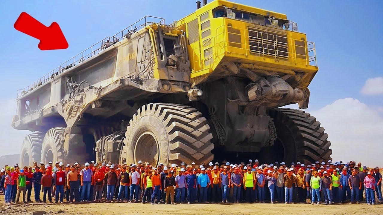 15 Biggest Dump Trucks in the World
