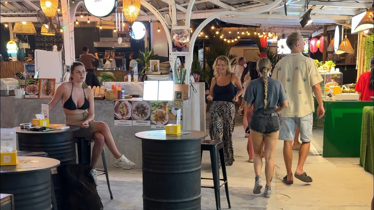 Kard Mae Mama Market Srithai. Miejsce spotkań na Koh Phangan 
