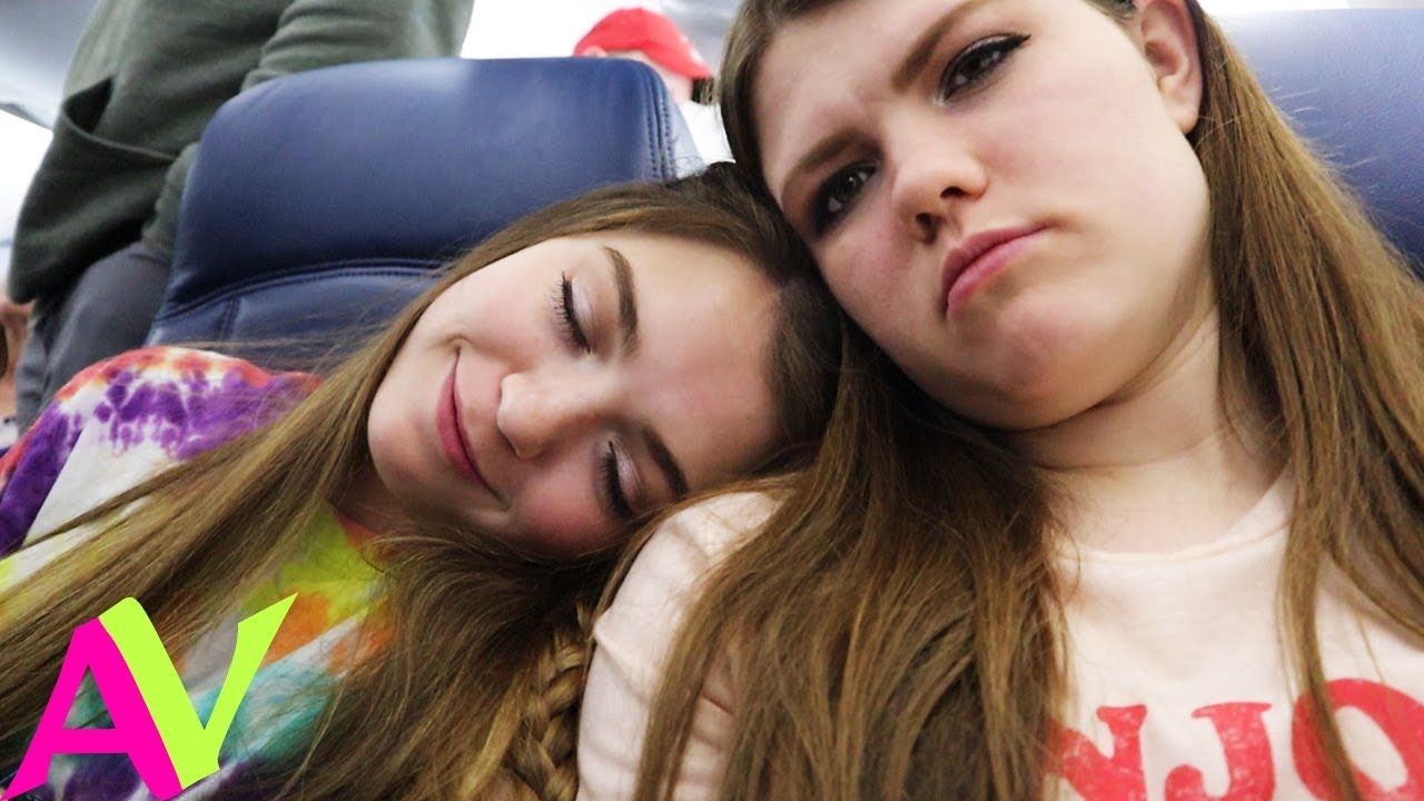 What It Is Like To Travel With Me / Aud Vlogs