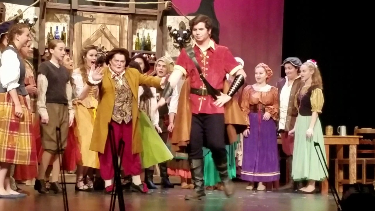 Lefou scene