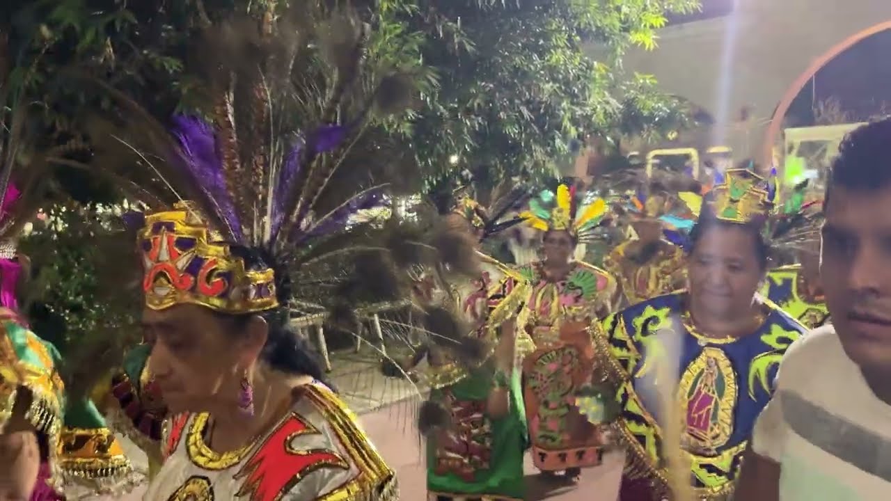 Danza azteca La Guadalupana de Minatitlan Colima, peregrinacion Mañanitas a la virgen de Guadalupe