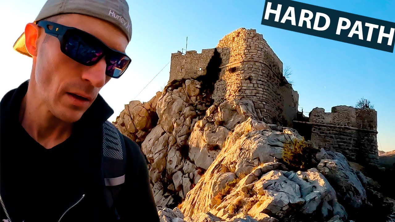Hiking up to Starigrad Fortress @ Omis, Croatia