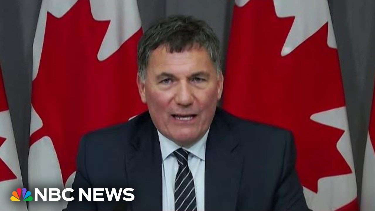 Canada&rsquo;s trade minister: &lsquo;We&rsquo;re not waiting by the phone&rsquo; as tariff war escalates