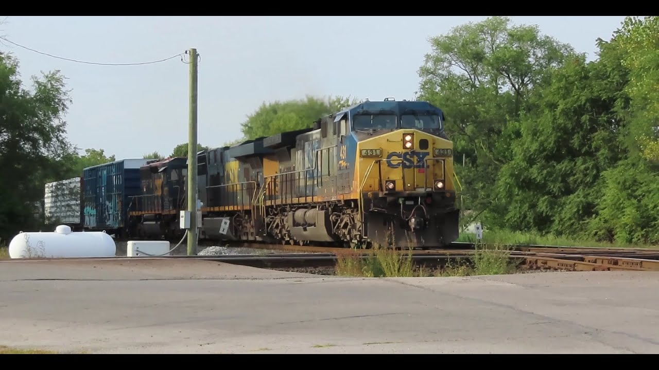 September 2025 Railfanning in Fostoria, Ohio; Another Busy Day At the Iron Triangle Railpark.