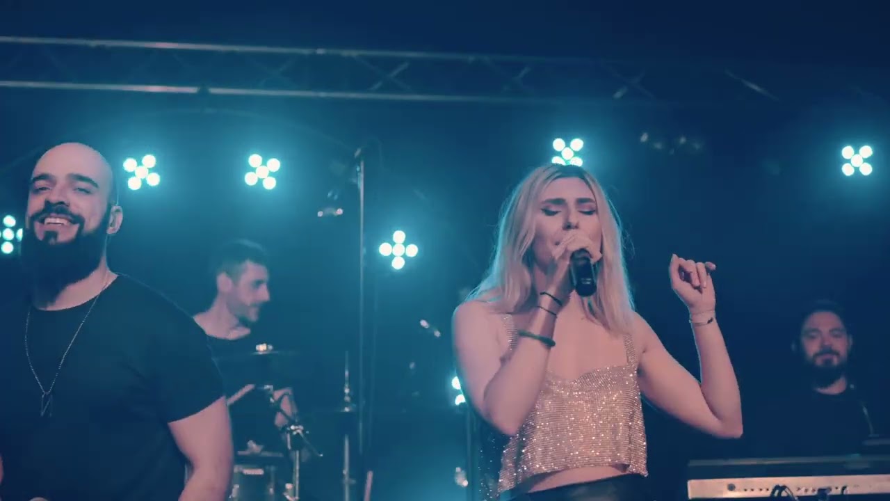 Trupa 2 Zece -The One That I Want | Live cover | 4K