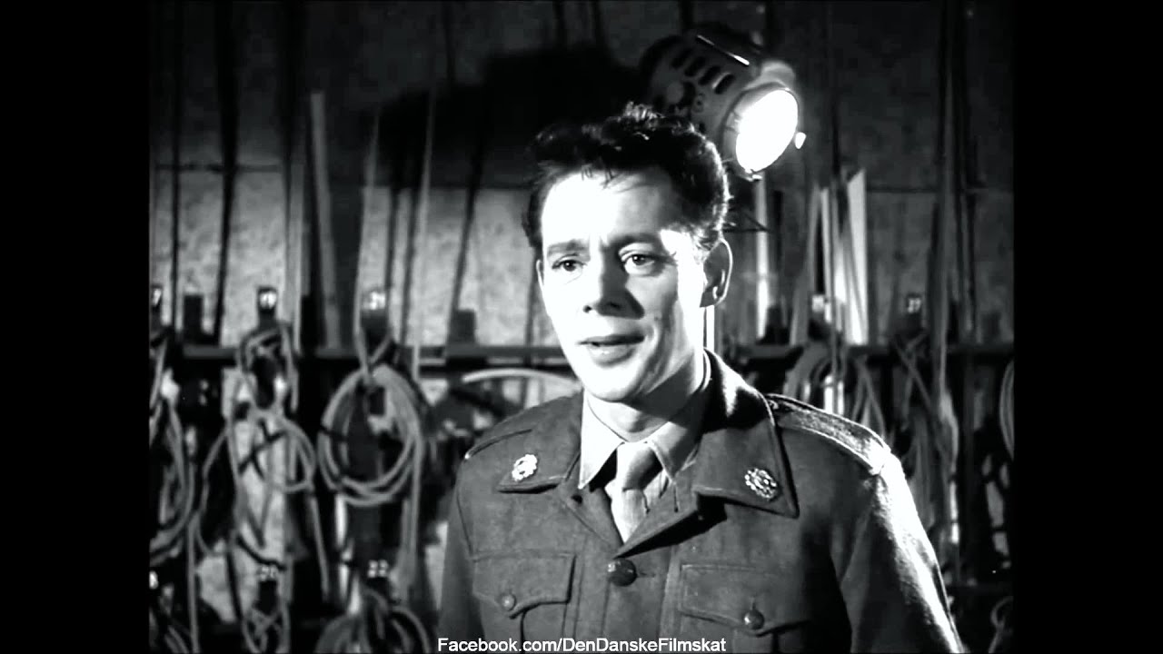 Soldaterkammerater (1958) - His got the whole world in his hand