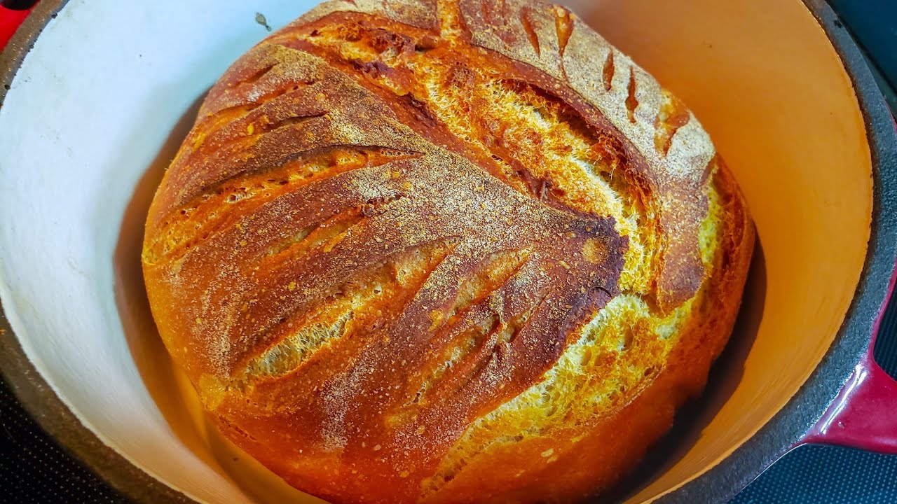 خبز فرنسي منقش بمذاق الخميرة البلدية | French sour dough bread