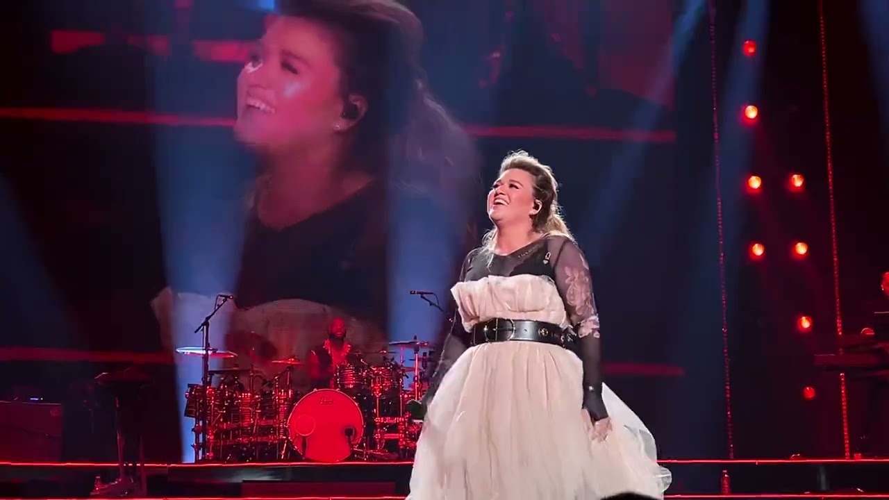 Stronger (What Doesn’t Kill You) Kelly Clarkson Live Las Vegas 7/28/23