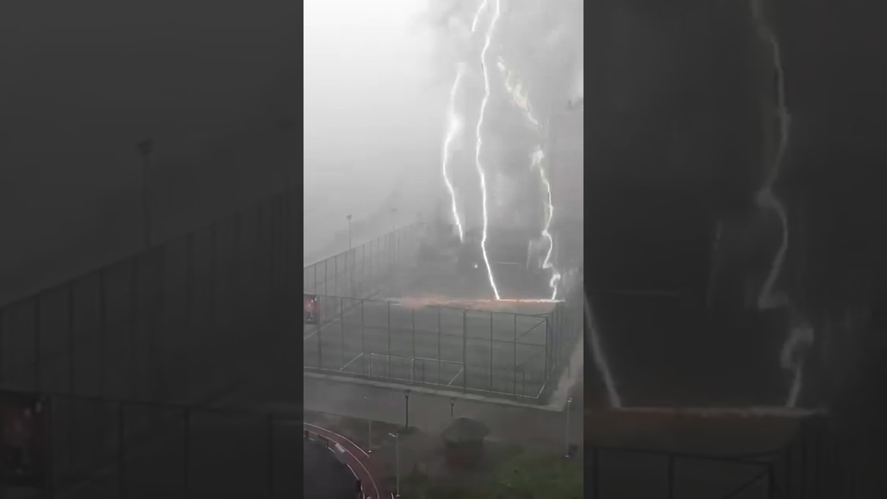 Live Thunderstorm Lightning captured in Kashmir #kashmir #shorts #light
