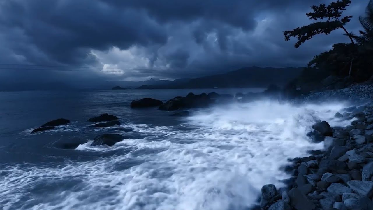 Ocean Waves for Deep Rest 🌊 Stress Relief & Mental Unwind