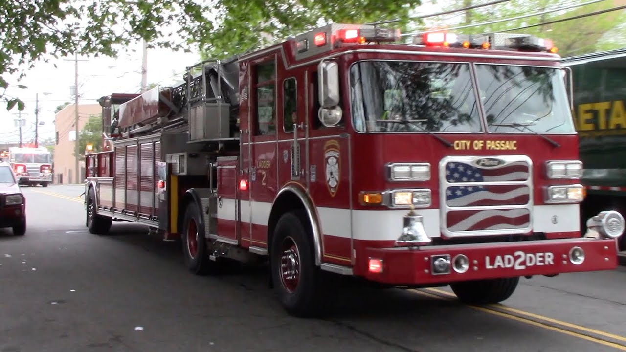 Passaic Fire Department Ladder 2 Engine 2 And Engine 3 Responding 5-10-19